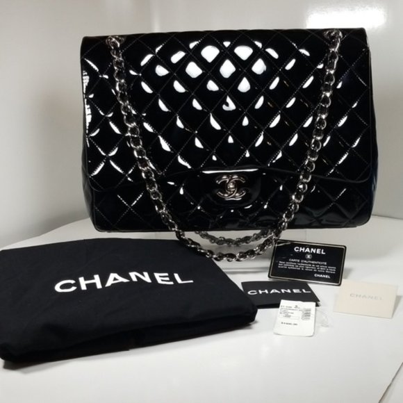 CHANEL Handbags - ❌SOLD❌ CHANEL classic Maxi black patent Flap Bag